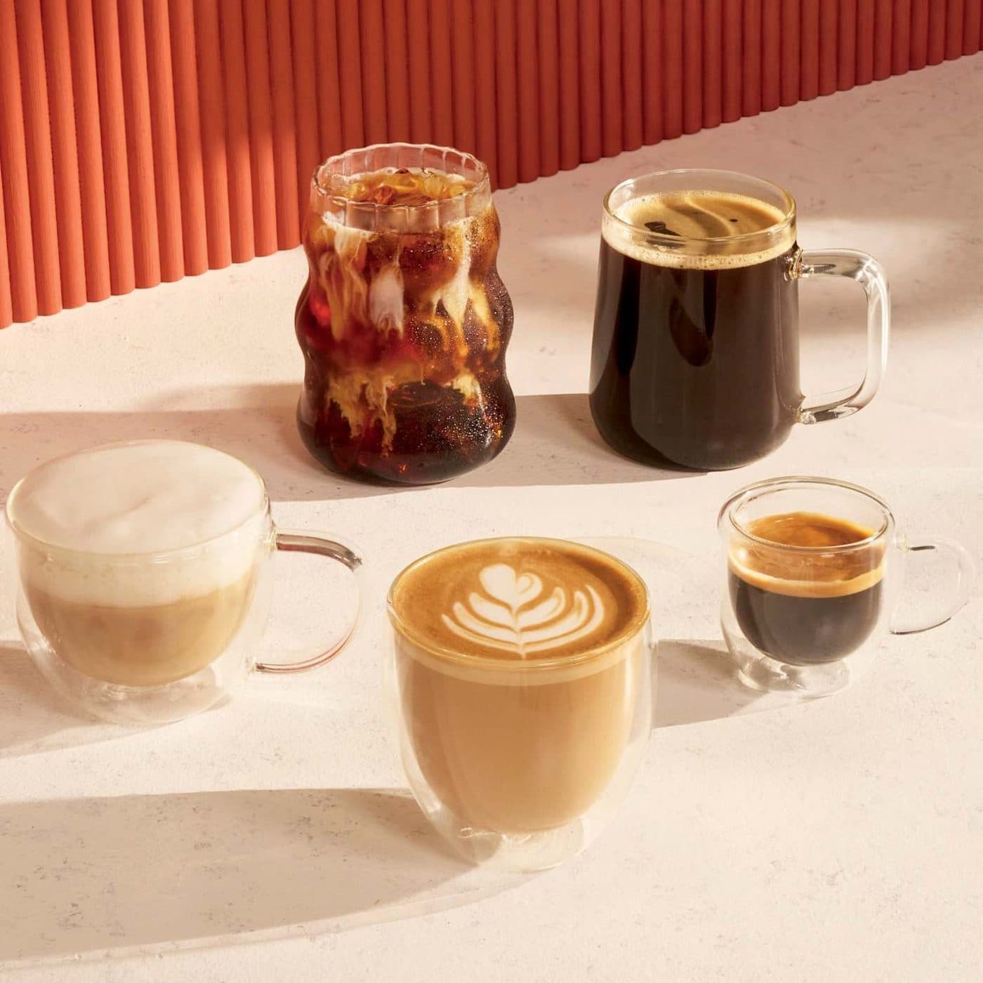 Кофейные напитки, приготовленные с Ninja Luxe Café Mini
